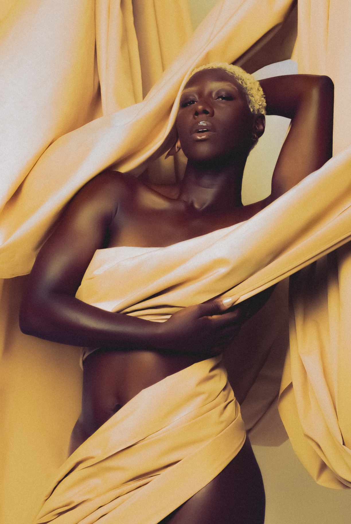 KYNEIJEE IN HONEY · 05